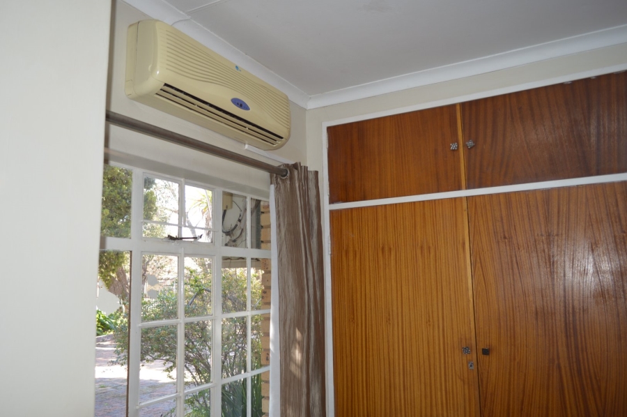 5 Bedroom Property for Sale in Flamwood North West